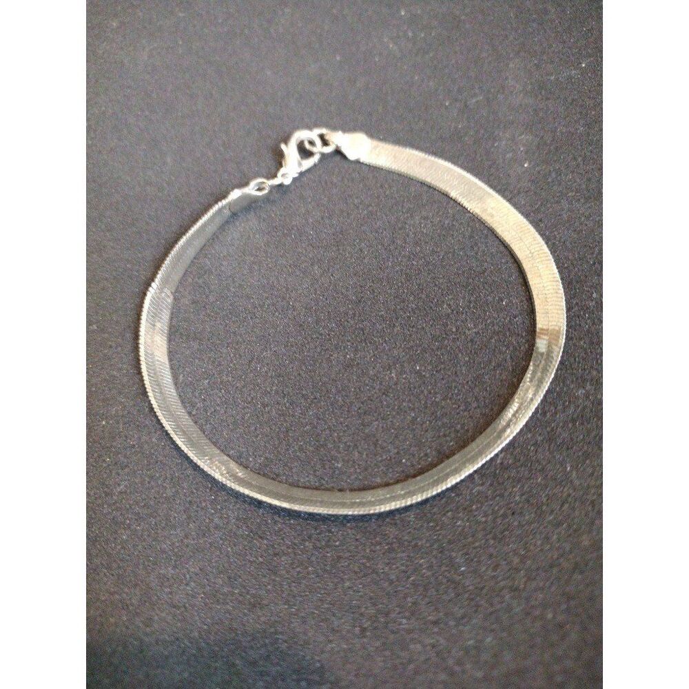 Silver Plated 8" Herringbone Bracelet Unisex